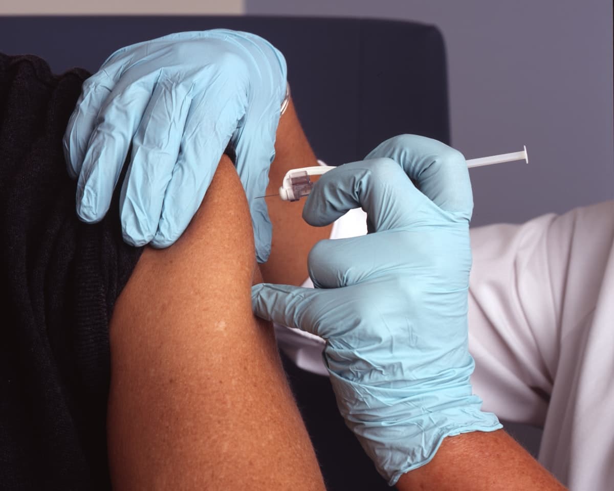 Runny Nose, Fever, Cough: What to Take and When, Step by Step